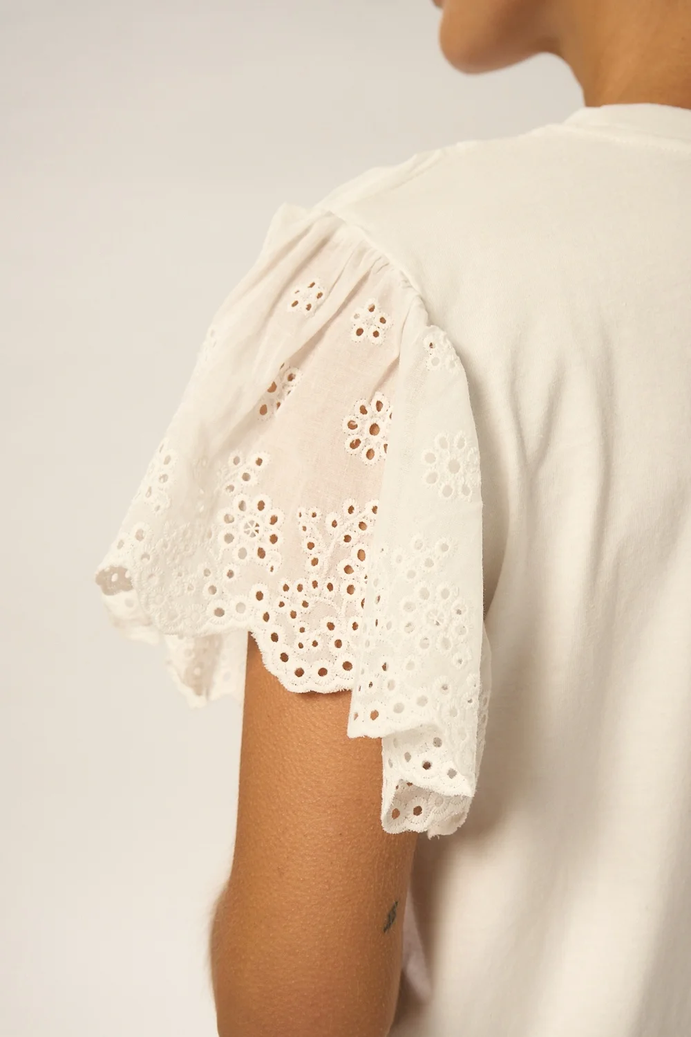 Remera Bequia - 6